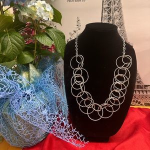 Silver tone circle necklace